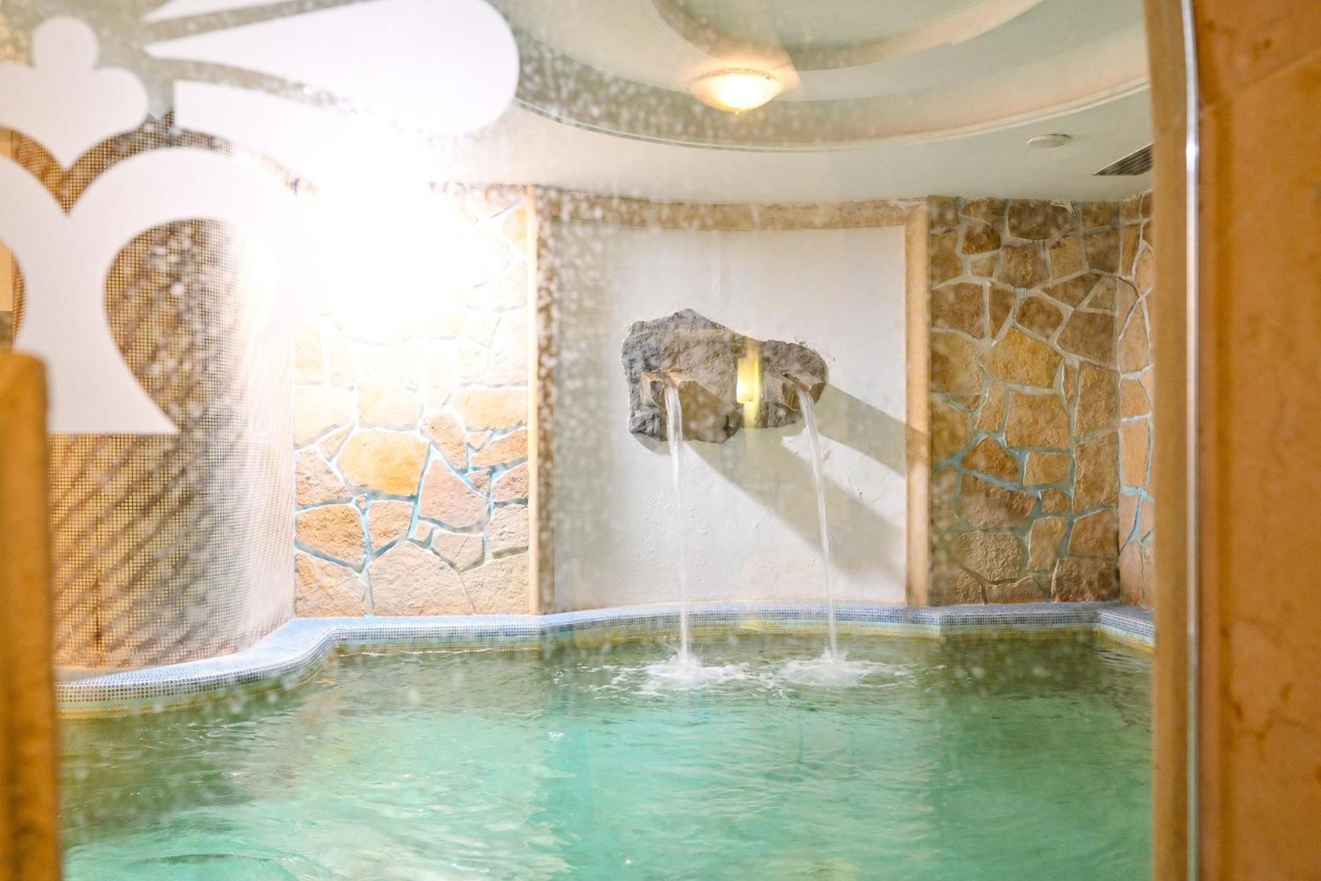 Hotel Av Isola Thermal 4*